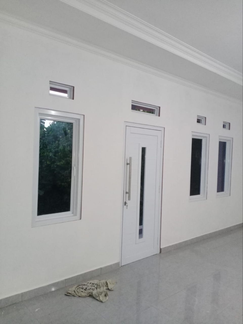 Pekerjaan aluminium & finishing